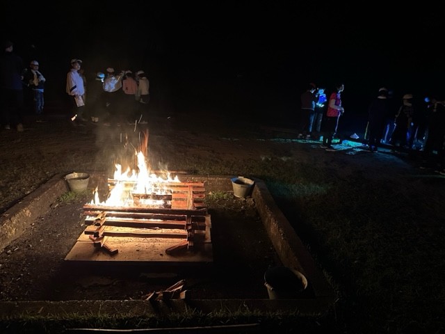 キャンプファイヤー①